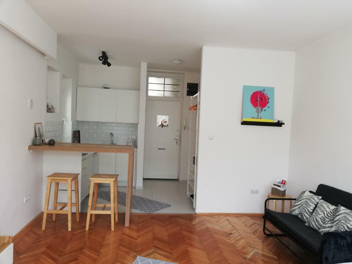 Bright & Stylish Studio Home, Superbly Located Szarajevó Kültér fotó